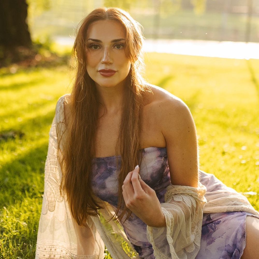 Meet your Posher, Danielle